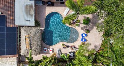 The Tiki House! Heated Pool, Close to the Beach!