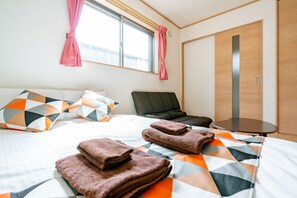 Ferio101 | Iron/ironing board, free WiFi, bed sheets