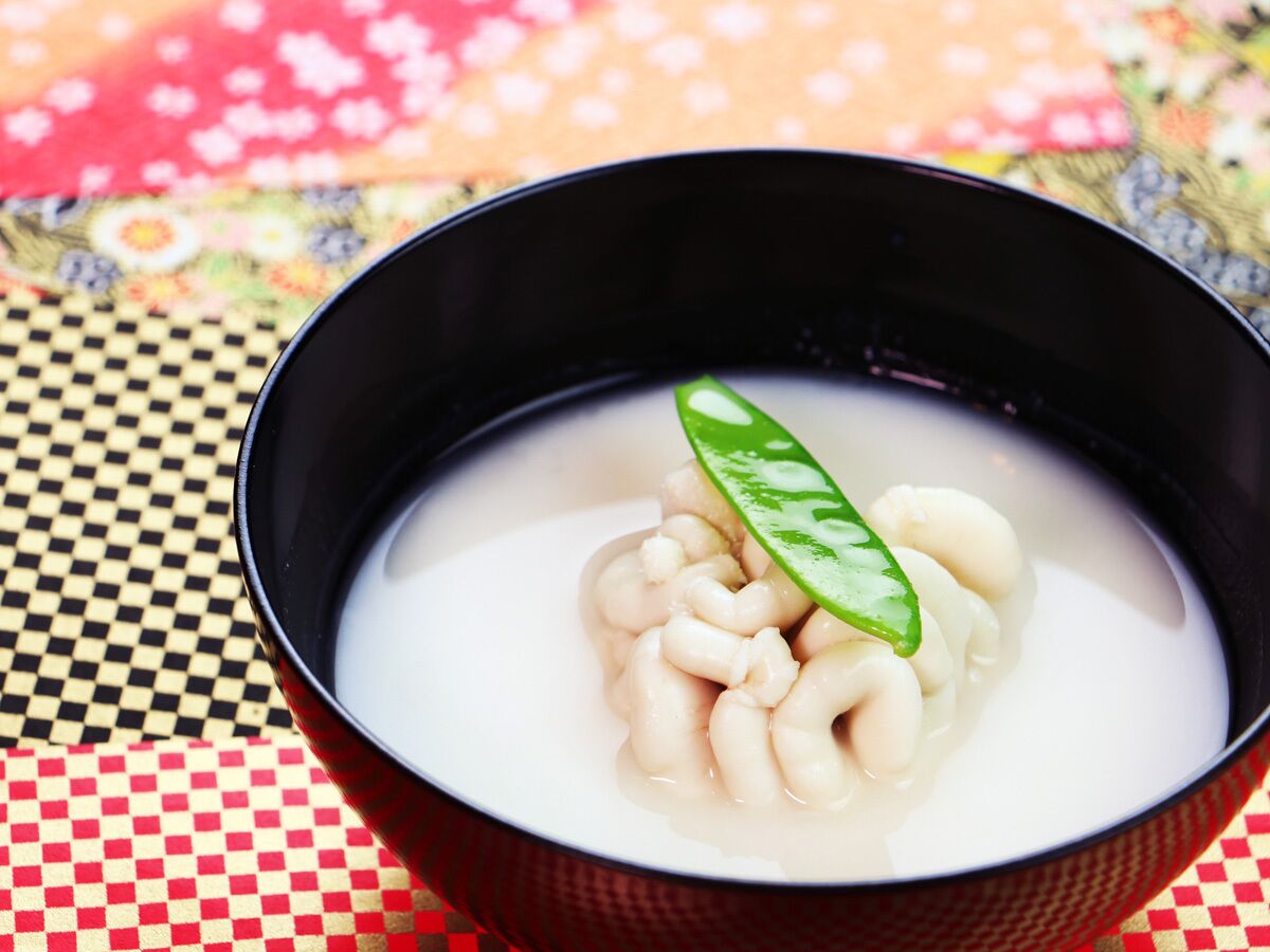 Alimentos y bebidas
