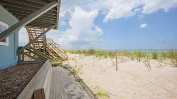 House (4 Bedrooms) | Property amenity