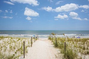 House (4 Bedrooms) | Property amenity - High Tide by Distinctive Beach Rentals (St. Augustine)