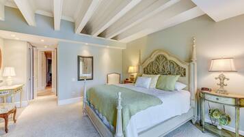 2 bedrooms, individually decorated, individually furnished, free WiFi