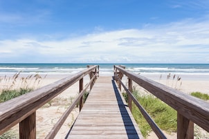 House (3 Bedrooms) | Property amenity