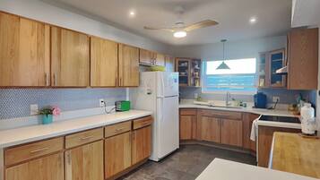 House (3 Bedrooms) | Property amenity