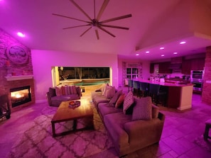 TV, fireplace