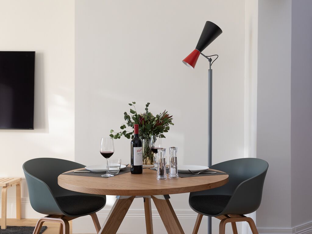 Stunning new apartment in Potts Point — image 6