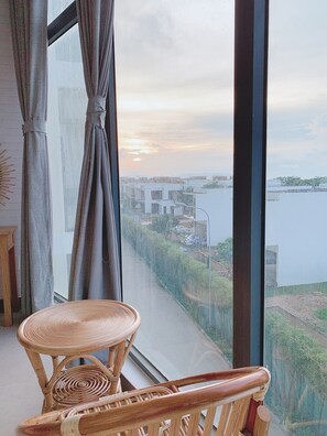 Dining - The Sea House Vung Tau - Coastal apartment with the most beautiful sunrise (Thành phố Vũng Tàu)