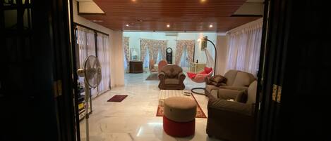 Hall