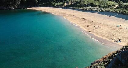 Hafan Dawel 2 a Luxury Caravan directly opposite the Beach