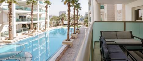 A2 APT 5 | Balcony view