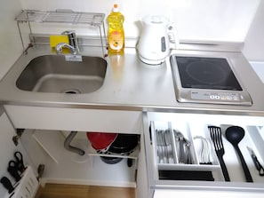 Fridge, microwave, stovetop, electric kettle