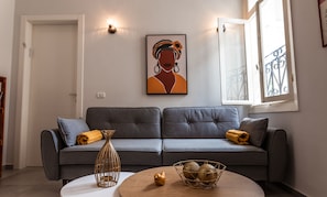 Living area - YalaRent Boutique apartments in Jaffa's flea market - Families only (Tel Aviv)