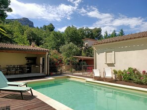 Piscina all'aperto