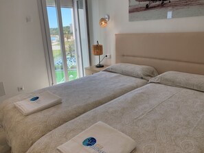 2 bedrooms, travel crib, free WiFi, bed sheets