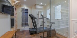 Fitness facility - Dreams Over Ponte Vecchio (Florence)