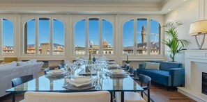 Apartment | Living area | 32-inch TV with digital channels - Dreams Over Ponte Vecchio (Florence)