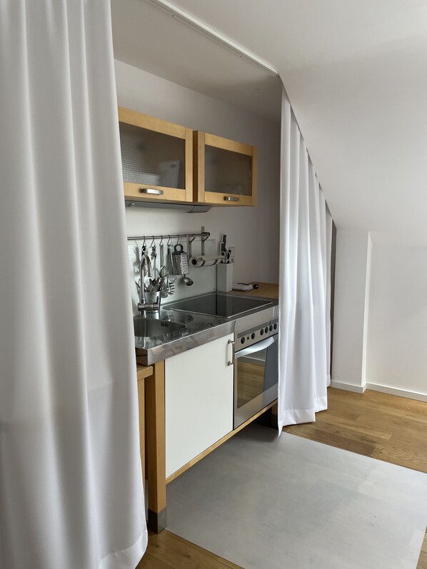 Herdplatte, Esstisch