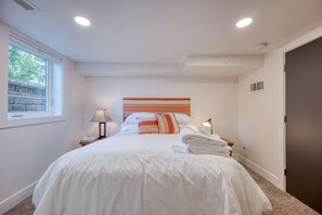 5 habitaciones, tabla de planchar con plancha y wifi gratis