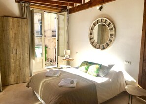 1 Schlafzimmer, Bügeleisen/Bügelbrett