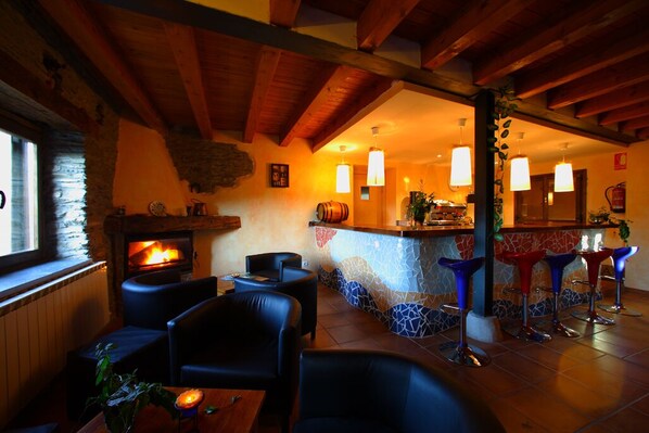 Basic Double or Twin Room | Living area - Lo Paller de Roc (Farrera)