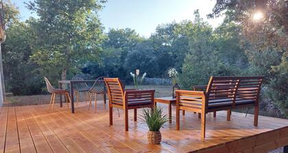 Detached villa, Swimming pool, Spa, Garden furniture. Near Vallon Pont d'Arc.