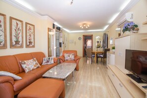 TV - Two bedroom with beautiful sea views (La Manga del Mar Menor)