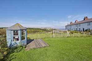 Garden - Coastguard Cottage (Saltburn-by-the-Sea)