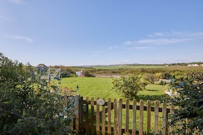 Garden - Coastguard Cottage (Saltburn-by-the-Sea)