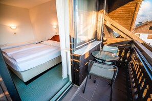 トリプルルーム (Triple room with balcony) | バルコニー