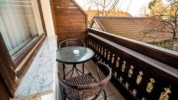 Triple Room (Triple room with balcony) | Balcony