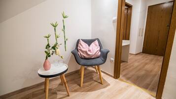 Room (Family suite) | Interior