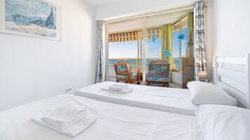 1 dormitorio, tabla de planchar con plancha, wifi gratis y ropa de cama