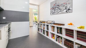 Apartment, 1 Bedroom | Private kitchen