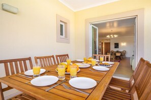 Apartment, 3 Bedrooms, Terrace, Garden View | In-room dining - Vilamoura Family Apartment (Loulé)