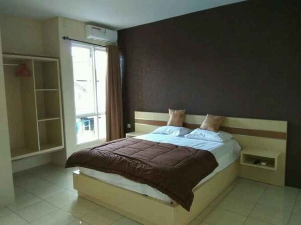 Geluiddichte muren, gratis wifi, beddengoed