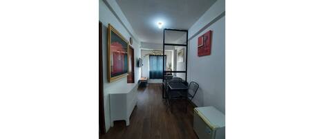 Apartment, 2 Bedrooms | Laptop workspace