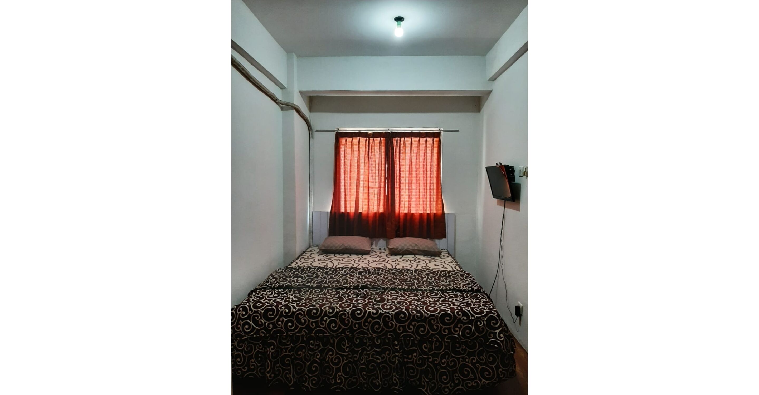 Apartment, 2 Bedrooms | Laptop workspace