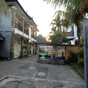 Exterior - Pondok Wisata Intan Indah 1 (Denpasar)