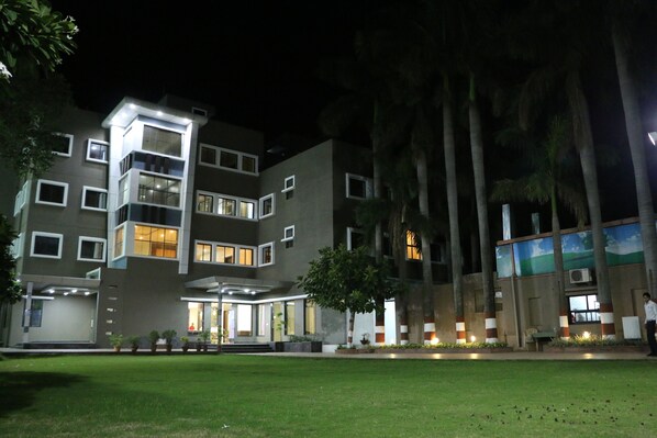 Front of property - evening/night