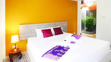 Deluxe Room | Desk, free WiFi, bed sheets