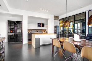 Dining - Super HighEnd New York-Style Loft Apartment (København)