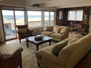 TV - Beautiful Beachfront Living (Manasquan)