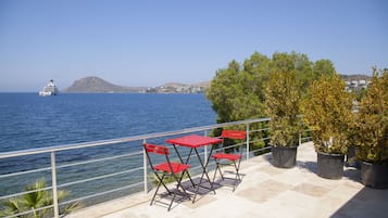 ์ค์ํธ | 1 ๊ฐ์ ์นจ์ค, ์ฑ
์, ๋
ธํธ๋ถ ์์
๊ณต๊ฐ, ๋ฌด๋ฃ WiFi