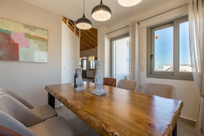 Deluxe Apartment | In-room dining - Kismet Apt - Retreat to a Stylish home (Chania)
