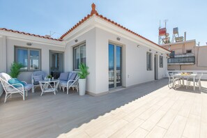 디럭스 아파트 | 테라스/파티오