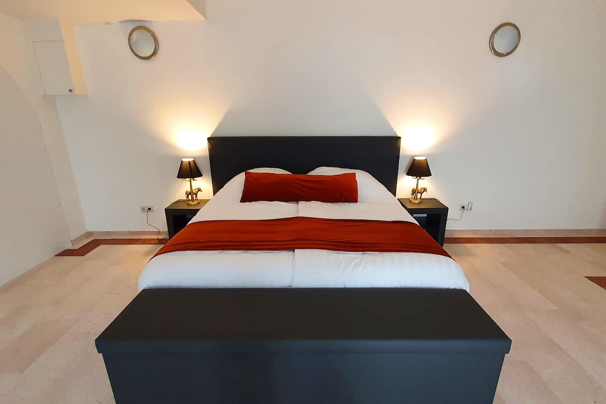 Deluxe Room | 1 bedroom, free WiFi, bed sheets