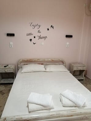 Estudio (2 Pax) | Cunas gratuitas, wifi gratis y ropa de cama 