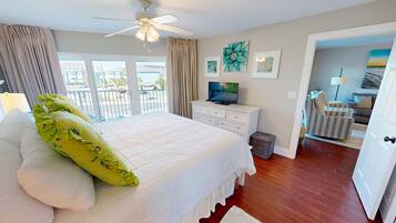 Condo, 2 Bedrooms | 2 bedrooms, iron/ironing board, free WiFi