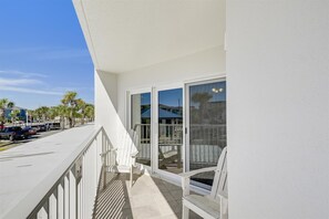 Condo, 3 Bedrooms | Property grounds
