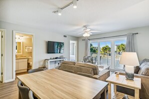 Condo, 2 Bedrooms | Dining - Seacrest 211 2 Bedroom Condo by RedAwning (Fort Walton Beach)